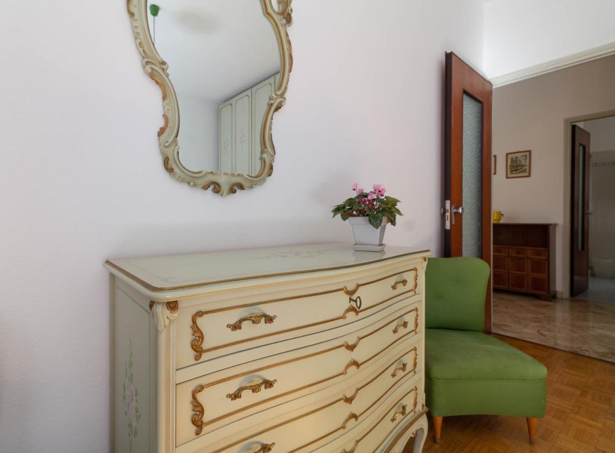 Mamma Ciccia Holiday Home - Lake Front Apartment Mandello del Lario Buitenkant foto