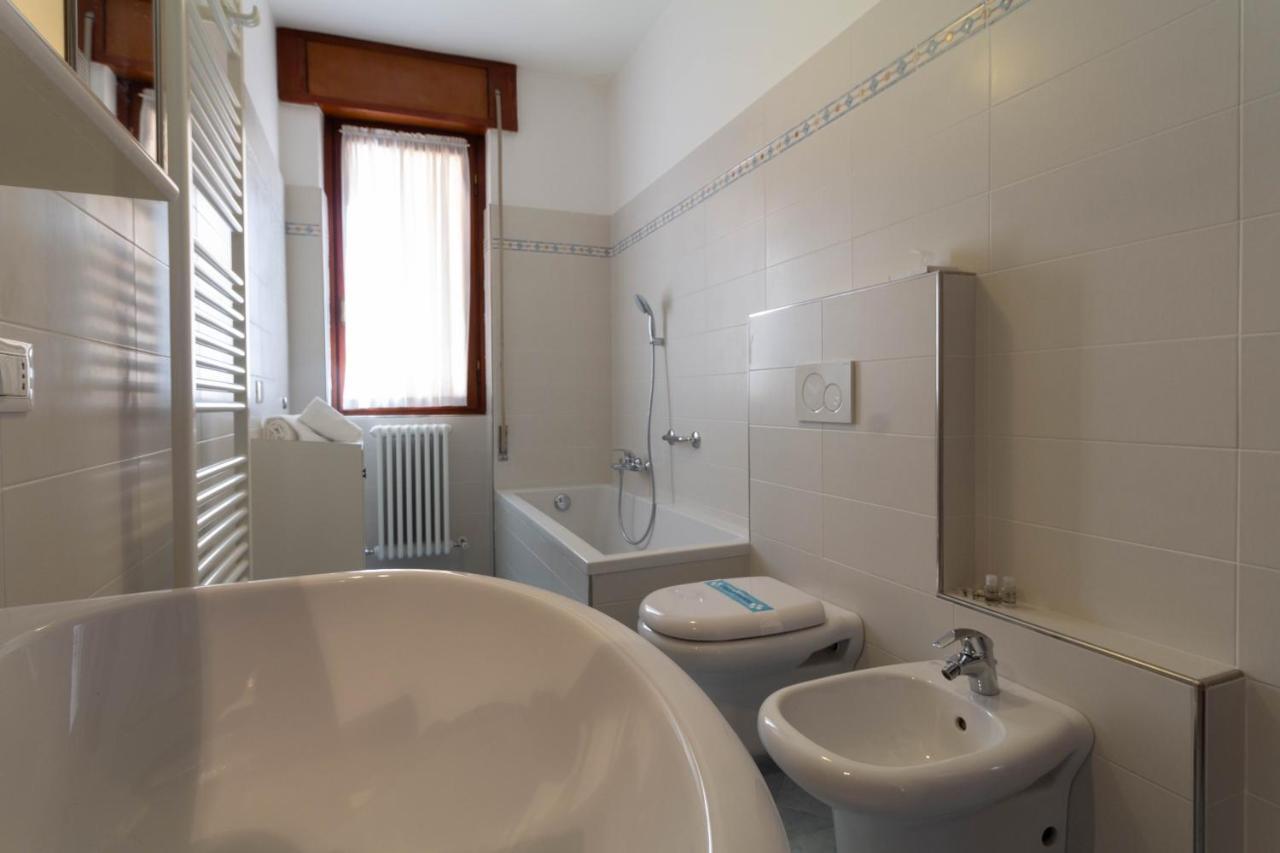 Mamma Ciccia Holiday Home - Lake Front Apartment Mandello del Lario Buitenkant foto